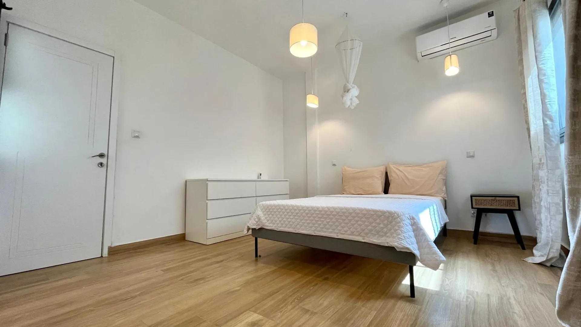 Bright Private Appartment Ngor Almadies Bedroom And Living Room Dakar Apartamento