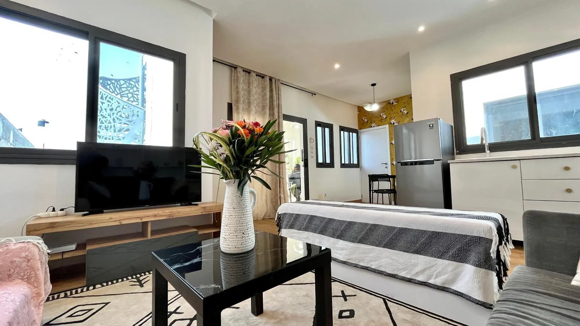 Bright Private Appartment Ngor Almadies Bedroom And Living Room Dakar 0*,